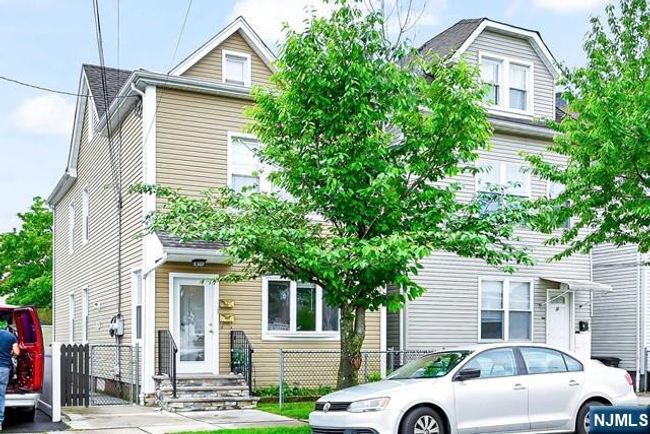 1ST - 90 Plauderville Ave, Home with 2 bedrooms, 1 bathrooms and null parking in Garfield NJ | Image 5