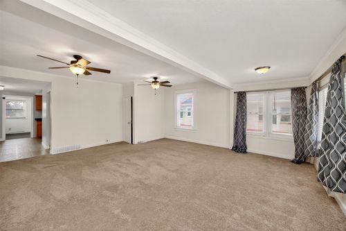 3206 Iola Avenue, Des Moines, IA, 50312 | Card Image