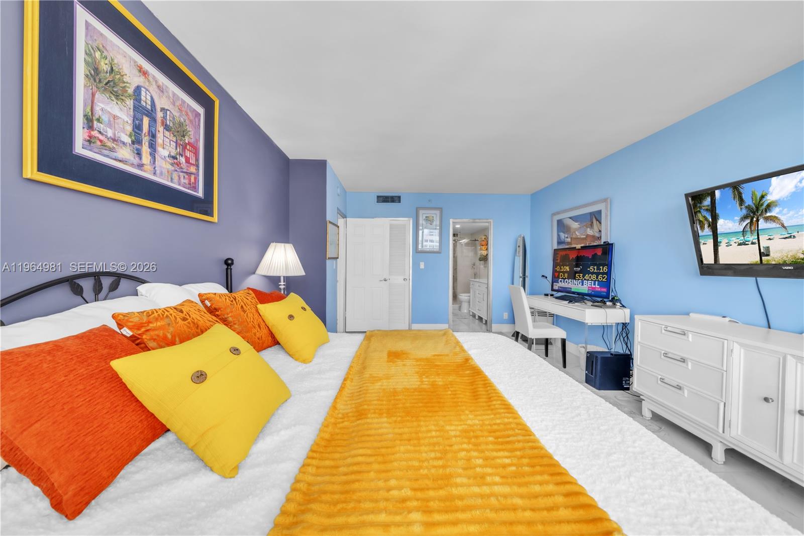 Residential Lease in Hollywood 4