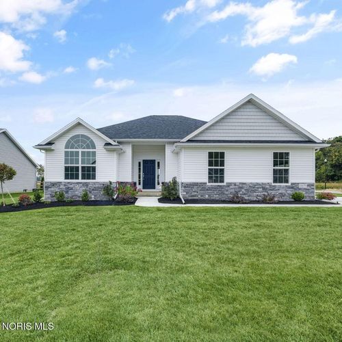 11171 Whitetail Way, Whitehouse, OH, 43571-9856 | Card Image