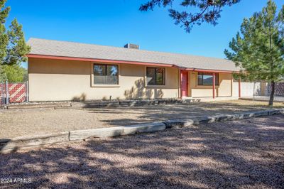 4990 E Geronimo Road, House other with 3 bedrooms, 2 bathrooms and null parking in Rimrock AZ | Image 2