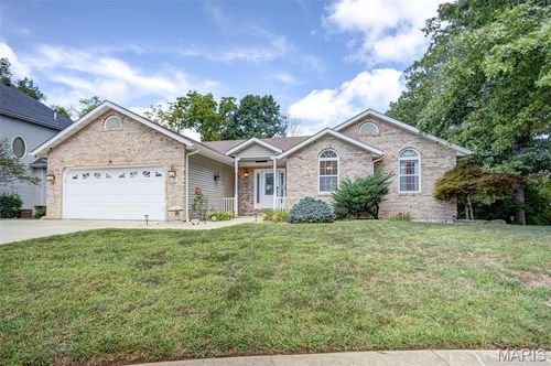 109 Fairington Dr, Troy, IL, 62294-2247 | Card Image