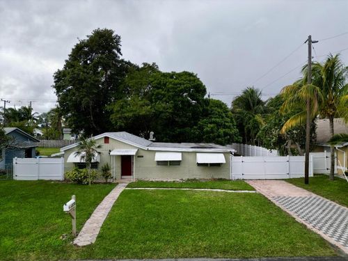 609 Nw 7th Ct, Boynton Beach, FL, 33426-3628 | Card Image