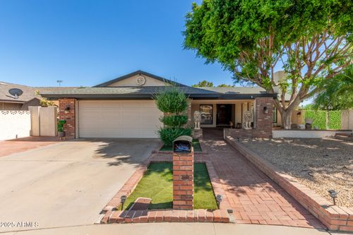 4627 W Laurie Ln, Glendale, AZ, 85302-6518 | Card Image