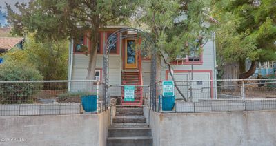 508 Brophy Avenue, House other with 2 bedrooms, 2 bathrooms and null parking in Bisbee AZ | Image 2