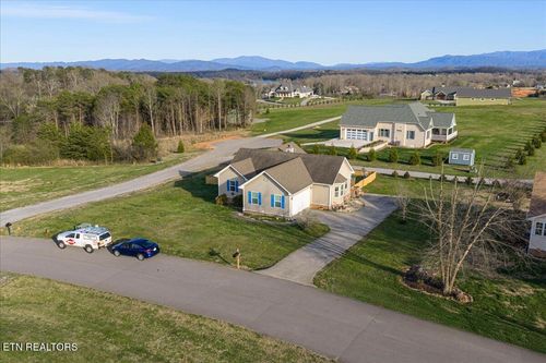 186 Country Way Rd, Vonore, TN, 37885-6717 | Card Image
