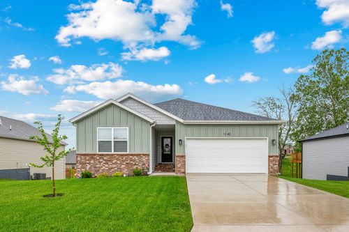 1142 S Broadview Ave, Springfield, MO, 65802-6050 | Card Image