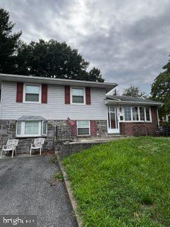 Wynnbrook Rd, Secane, PA 19018