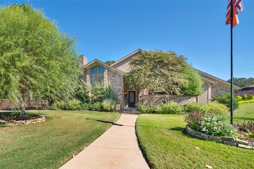 2603 Brookhaven Dr, Denison, TX, 75020-4064 | Card Image