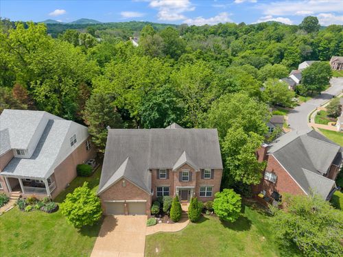 7117 Holt Run Dr, Nashville, TN, 37211-8548 | Card Image