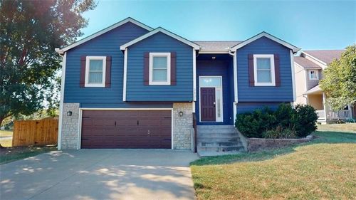 3401 Tillerman Dr, Lawrence, KS, 66049-5103 | Card Image