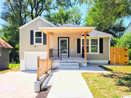 5944 N 34th St, Omaha, NE, 68111-1261 | Card Image