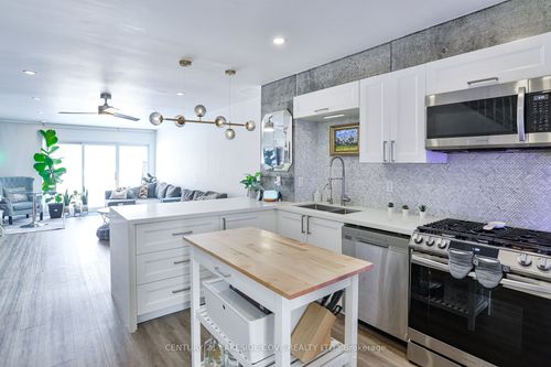 19-4 Paradise Blvd, Brechin, ON, L0K1B0 | Card Image