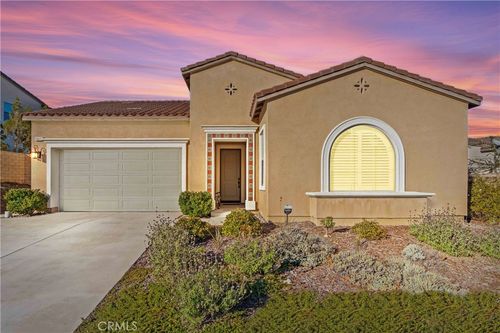 18619 Cedar Crest Dr, Canyon Country, CA, 91387-1453 | Card Image