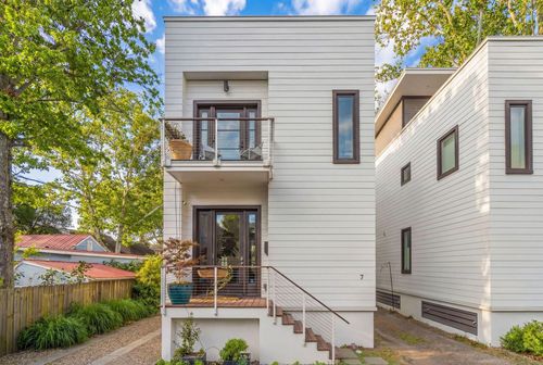 7 Carrere Ct, Charleston, SC, 29403-6001 | Card Image