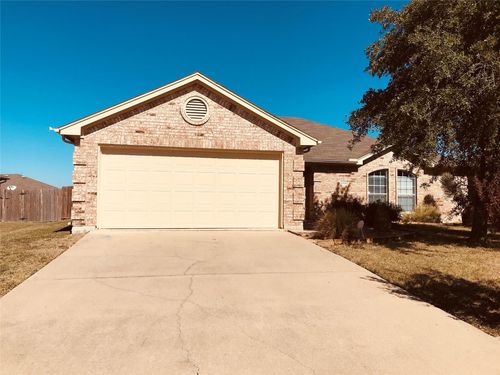 1321 Yukon Dr, Midlothian, TX, 76065-3806 | Card Image