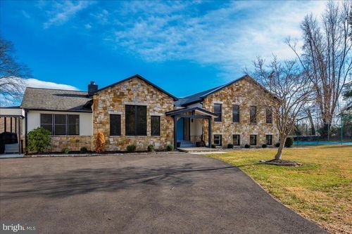 14001 Berryville Rd, DARNESTOWN, MD, 20874-3519 | Card Image