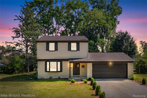 1874 Hopkins Dr, Wixom, MI, 48393-1233 | Card Image