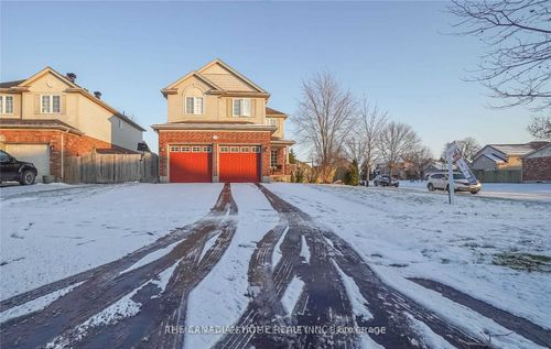 2089 Meadowgate Blvd, London, ON, N6M1L5 | Card Image
