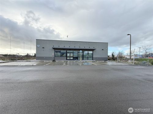 2021 Freeway Dr, Mount Vernon, WA, 98273-5470 | Card Image