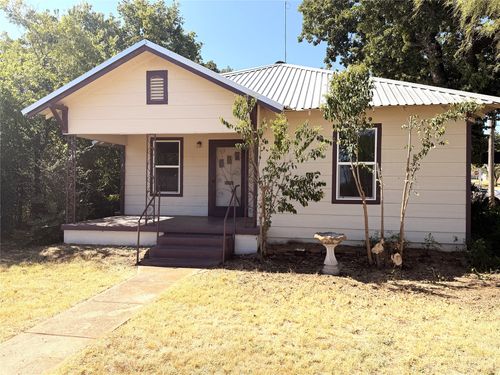 712 W Main St, Eastland, TX, 76448-2535 | Card Image