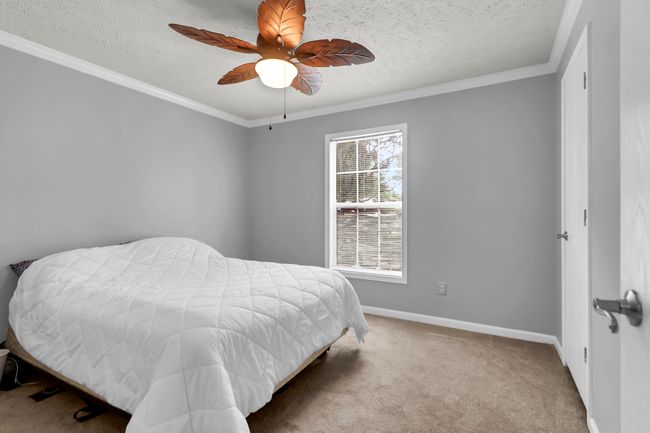 320 E Poplar | Image 32