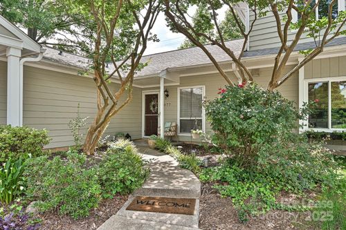 1077 Sardis Cove Dr, Charlotte, NC, 28270-2192 | Card Image