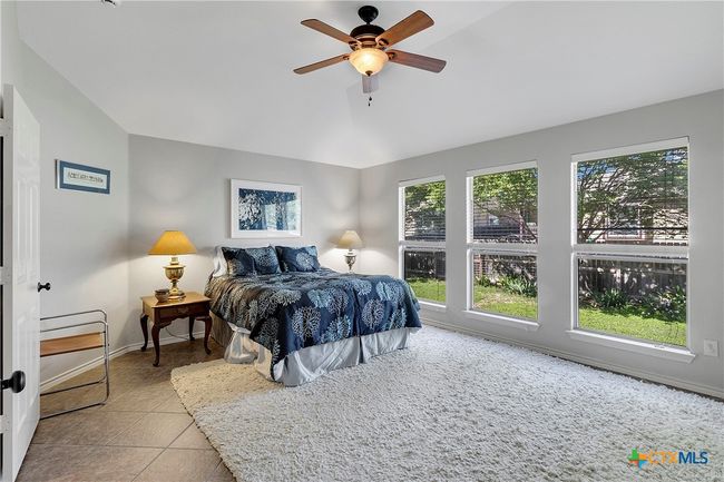 Huge primary bedroom, wall of windows | Image 4