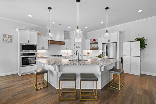 230 Bequette Ln, Centerton, AR, 72719-5039 | Card Image