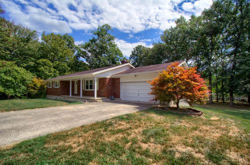 107 Newkirk Dr, Hillsboro, OH, 45133-7376 | Card Image