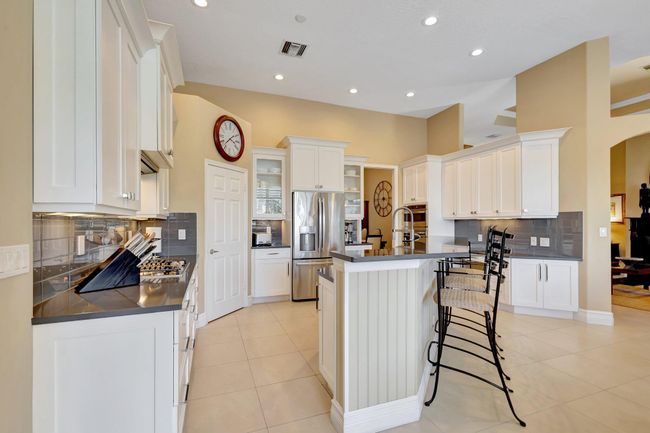 547 Robin Ln, House other with 5 bedrooms, 4 bathrooms and null parking in Jupiter FL | Image 21