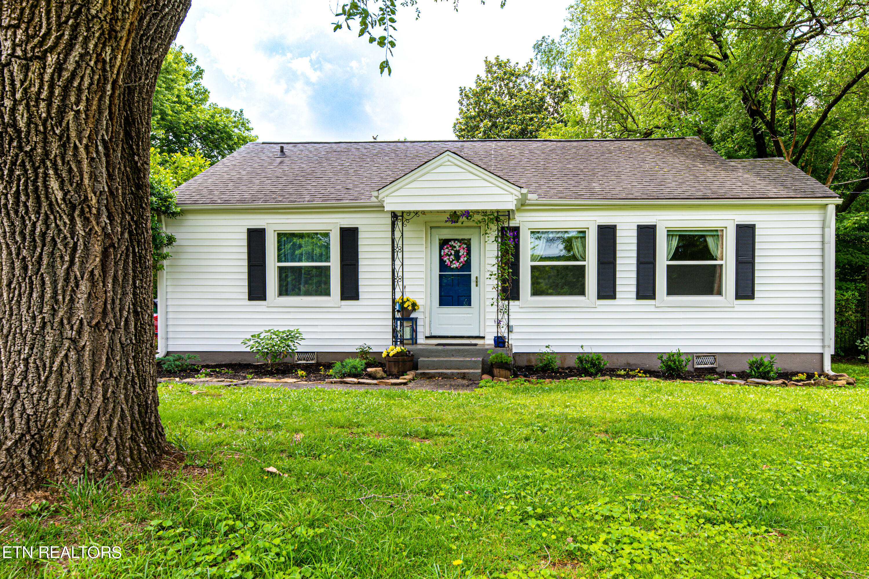 Fairmont Blvd, Knoxville, TN 37917