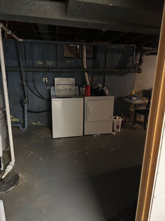 Washer/Dryer in unfinished side off basement. | Image 13