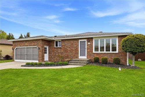 11 Martinique Drive, Cheektowaga, NY, 14227 | Card Image