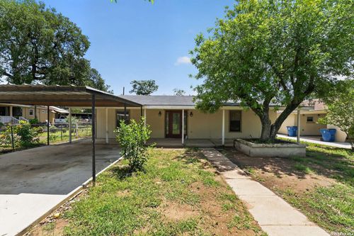 212 Djenadi Dr, Pleasanton, TX, 78064-3437 | Card Image
