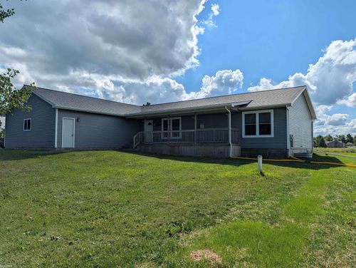 2017 Fox Rd Road, Wales Township, MI, 48027 | Card Image