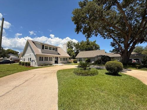 905 Cloverdale Ct, Fort Walton Beach, FL, 32547-1435 | Card Image