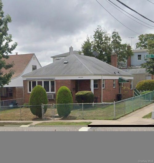 4804 190th Street, New York, NY, 11365 | Card Image