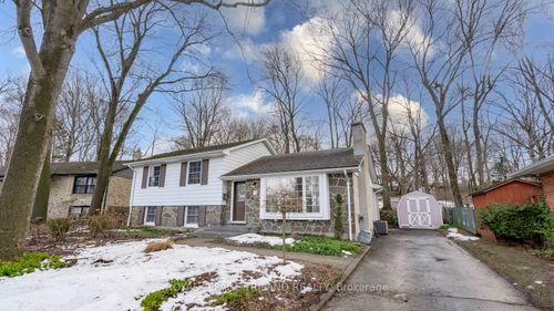 7 Briarhill Pl, London, ON, N5Y1P7 | Card Image