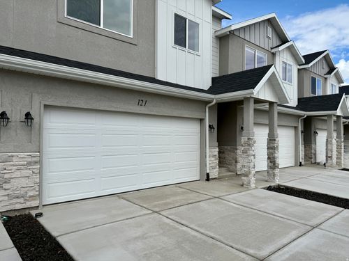 121 E 730 N, Tooele, UT, 84074-4652 | Card Image