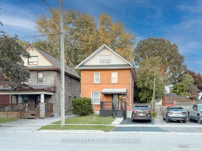 263 Haig St, House other with 5 bedrooms, 2 bathrooms and 4 parking in Oshawa ON | Image 1