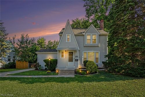 10710 Windham Rd, Parma, OH, 44130-1571 | Card Image