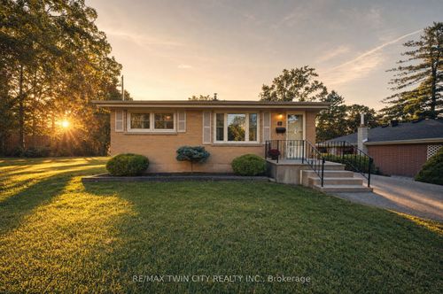 21 Hillcrest Avenue, Brantford, ON, N3T2C8 | Card Image