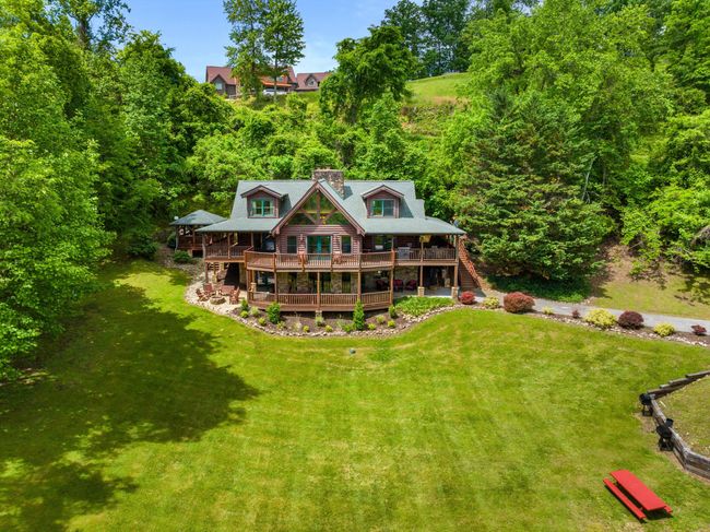 2414 Walnut Cove Way, House other with 4 bedrooms, 6 bathrooms and null parking in Sevierville TN | Image 65