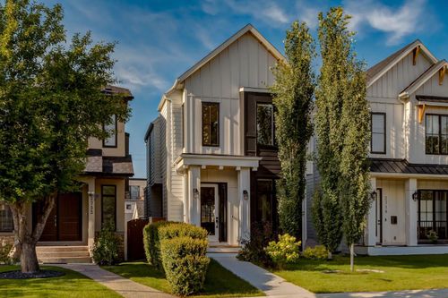 2720 4 Ave Nw, Calgary, AB, T2N0P8 | Card Image