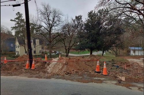 1042 Hightower Rd Nw, Atlanta, GA, 30318-4532 | Card Image