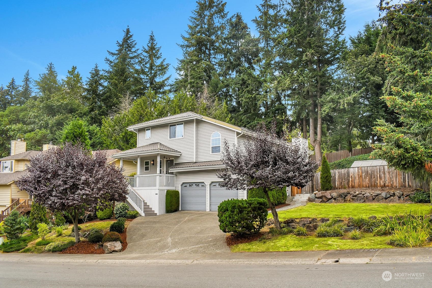 119th Pl, Newcastle, WA 98056