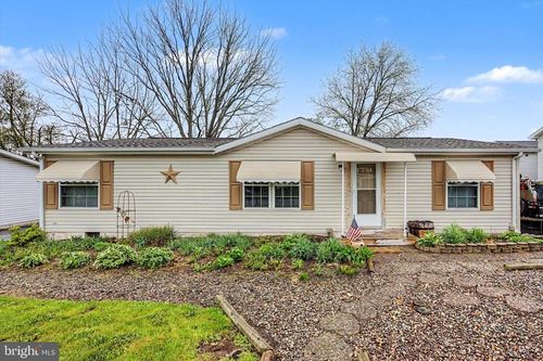 16 Ray Dr, DENVER, PA, 17517-9235 | Card Image