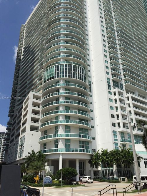 1506-1800 N Bayshore Dr, Miami, FL, 33132-3225 | Card Image