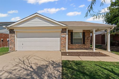 9113 Chisholm Trl, Cross Roads, TX, 76227-3840 | Card Image